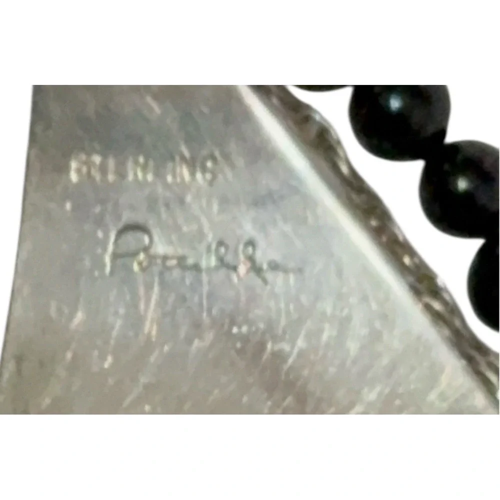 Artisan based reverse movement