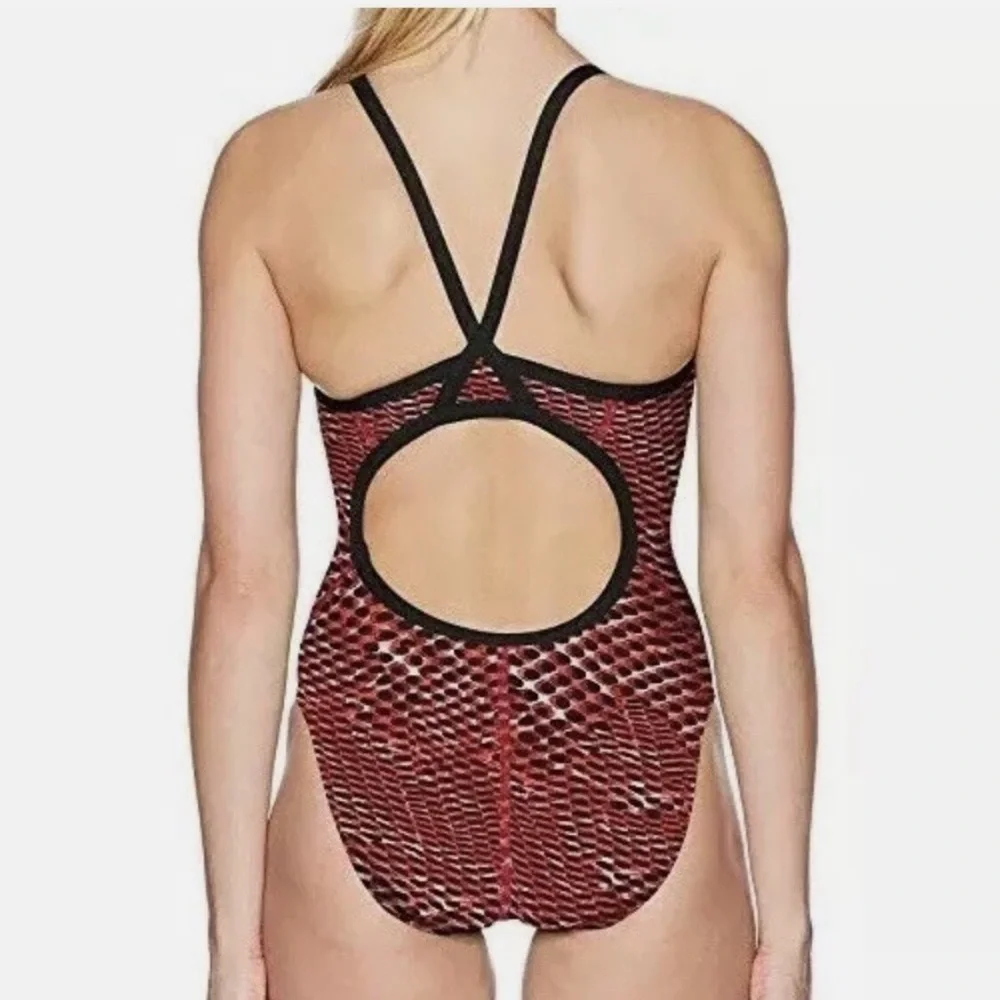 Speedo exclusive performance