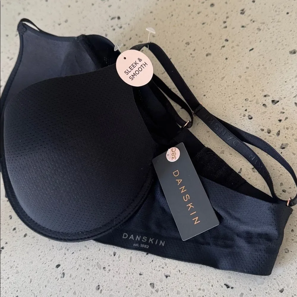 Danskin black molded