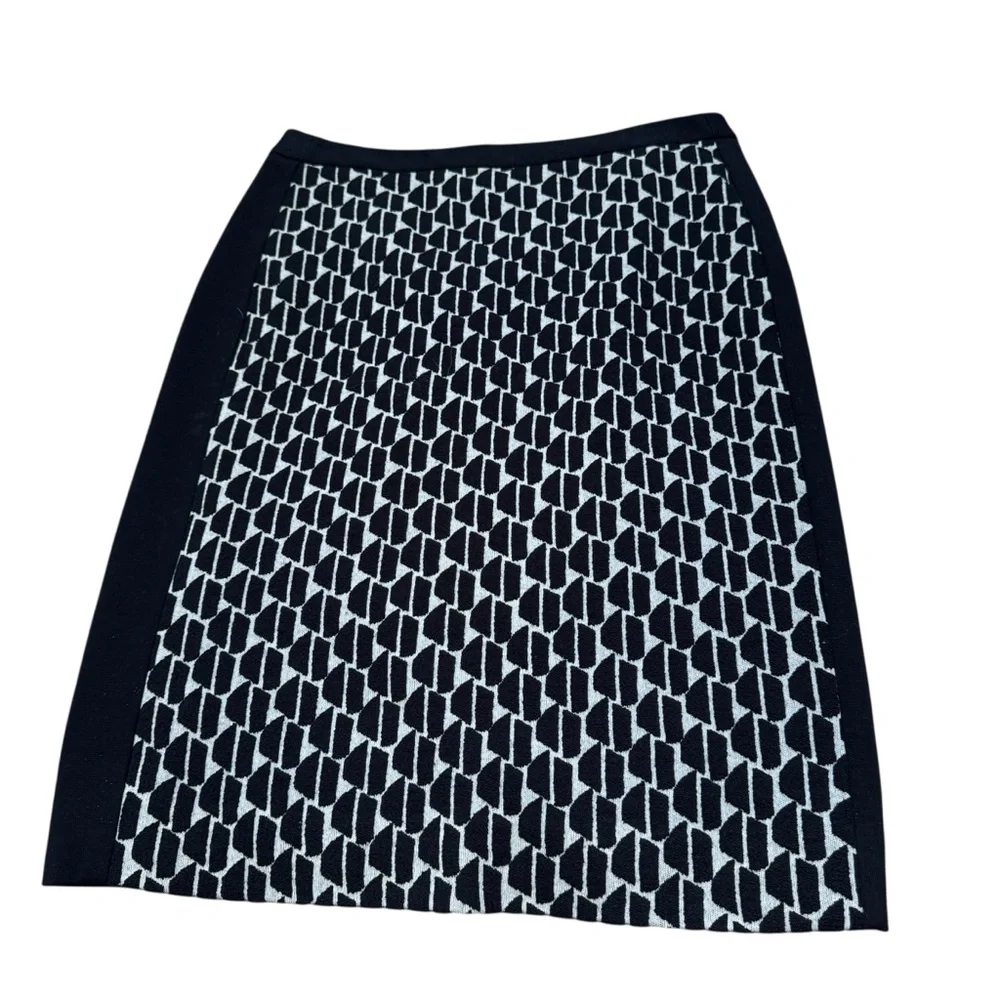 N/A diane von