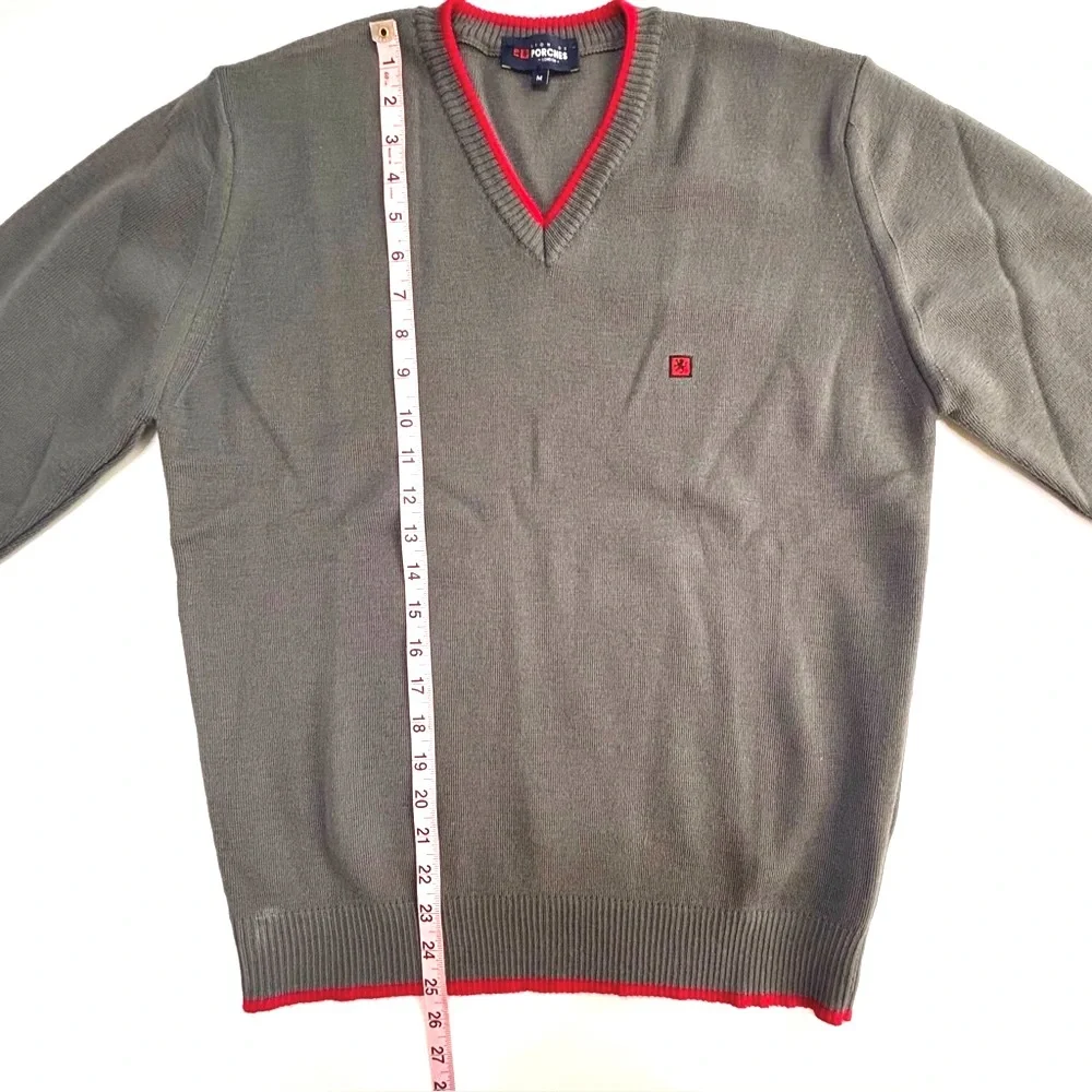 Lion of Porches‎ London Gray Wool V-Neck Sweater with Red Accents Medium