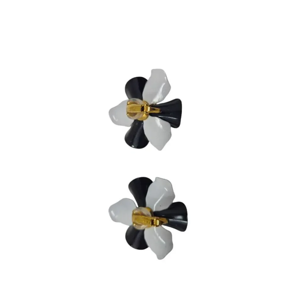 Avon vintage polka