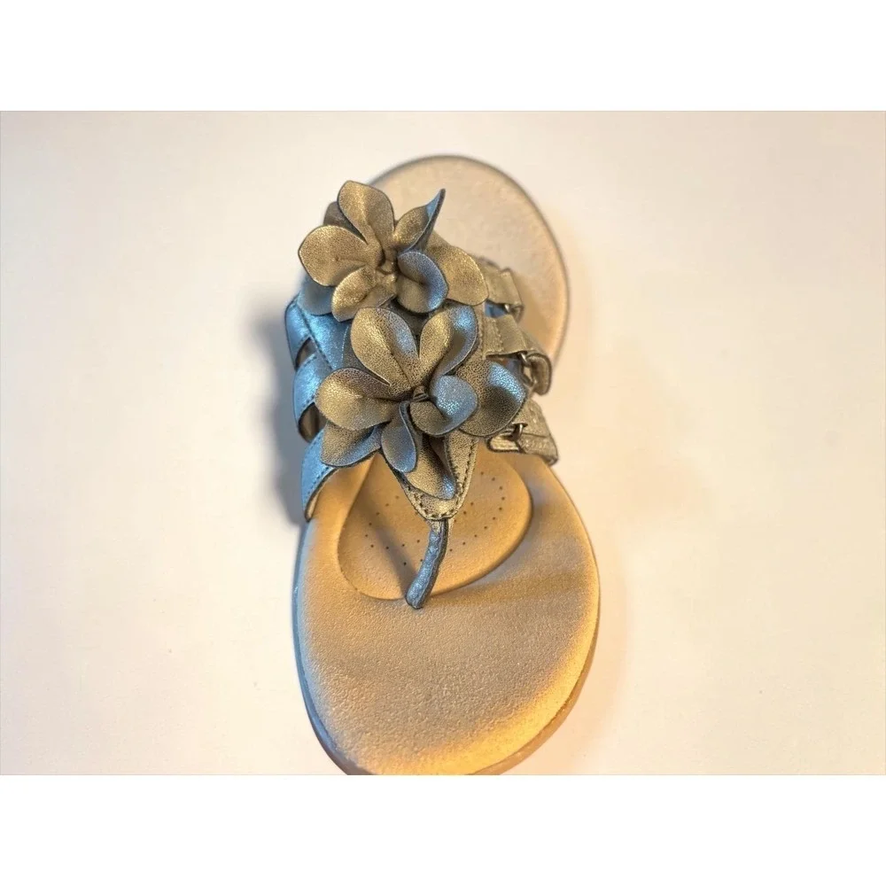 Clarks beautifully styled