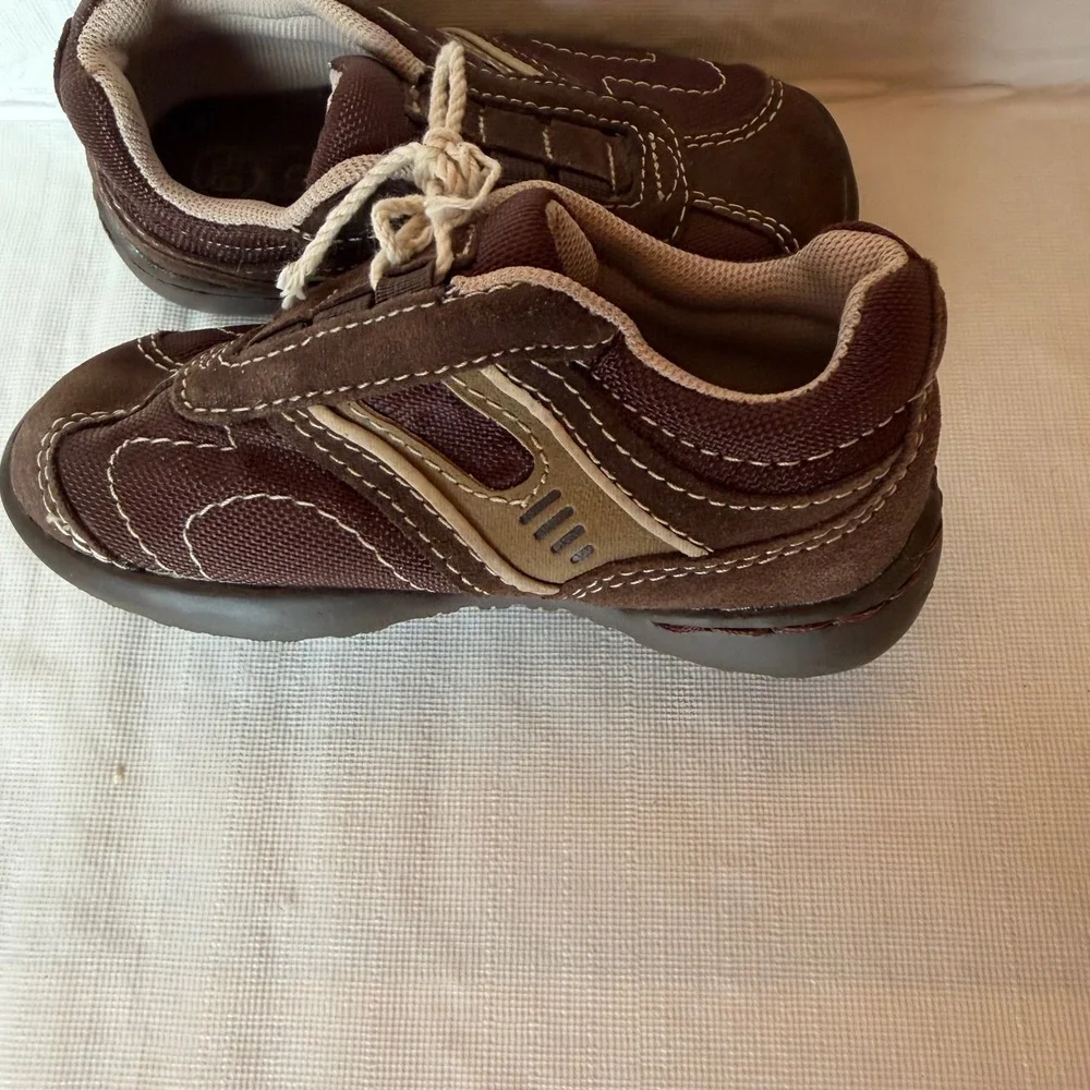 Cherokee Brown‎ Suede Mesh Boys Sneakers Shoes Size 6.5 Toddler