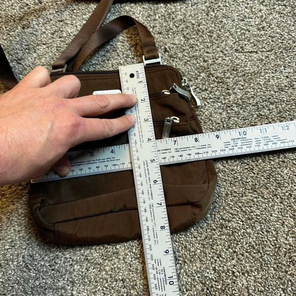 Baggallini crossbody bag