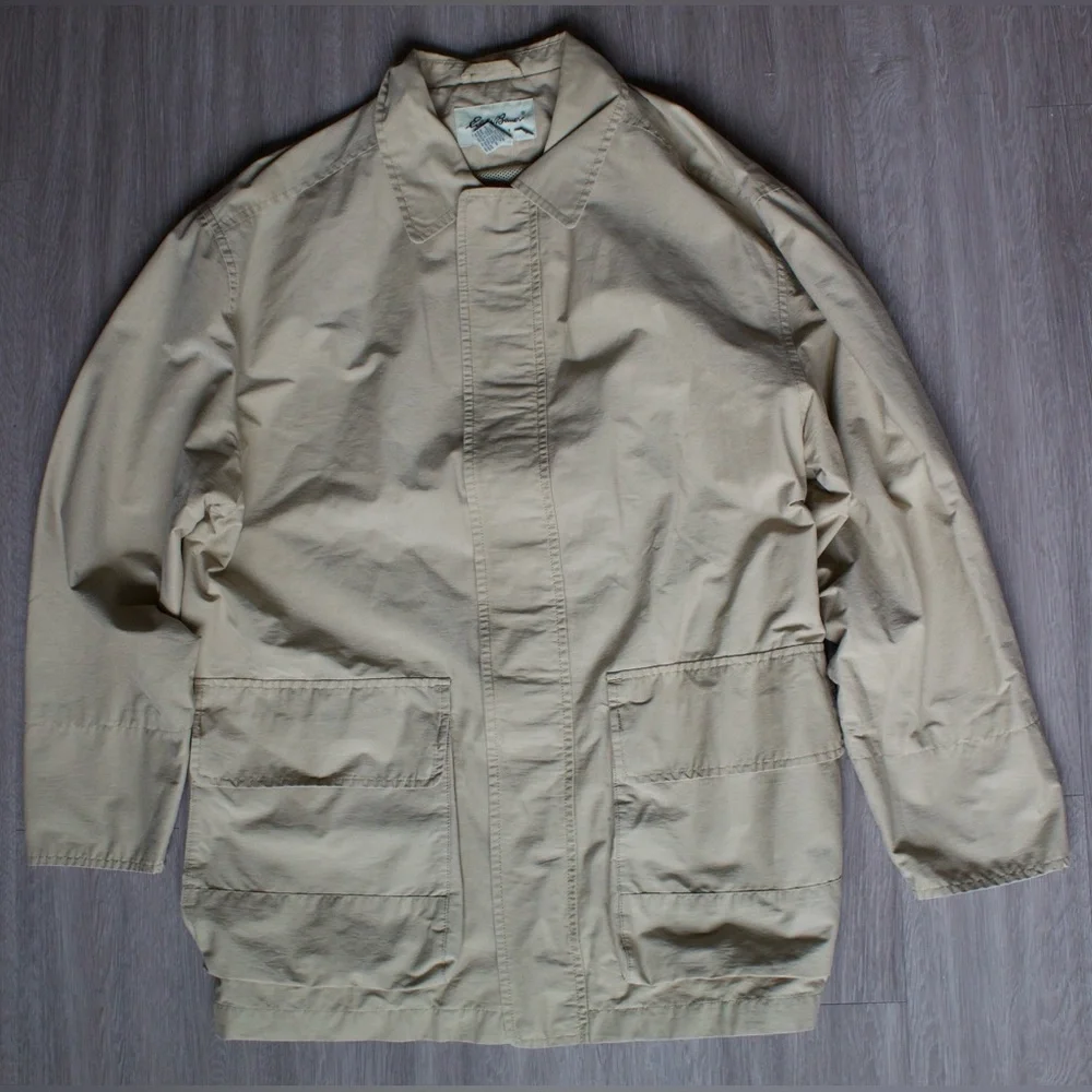 Vintage Eddie Bauer Insulated Chore Barn‎ Coat Zip Vented Jacket Beige Mens M
