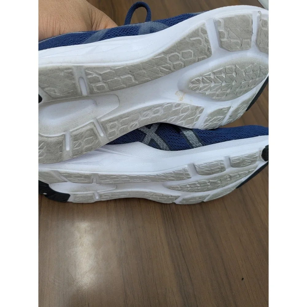 Asics versablast running