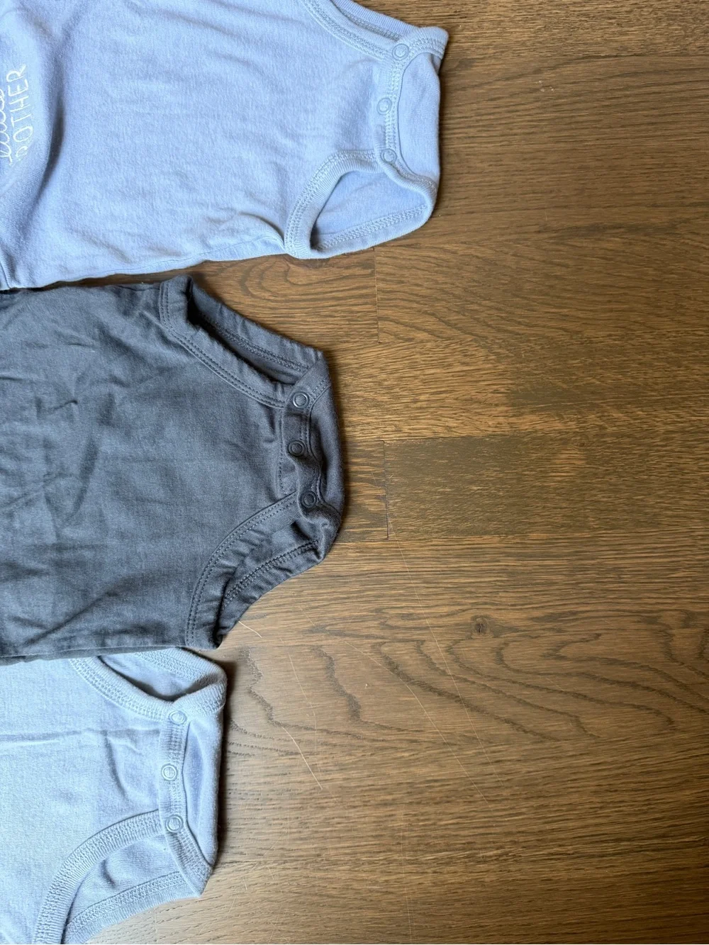 Carters three short