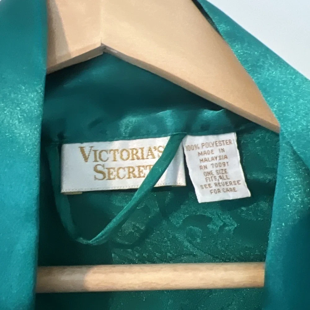 Victorias Secret beautiful emerald