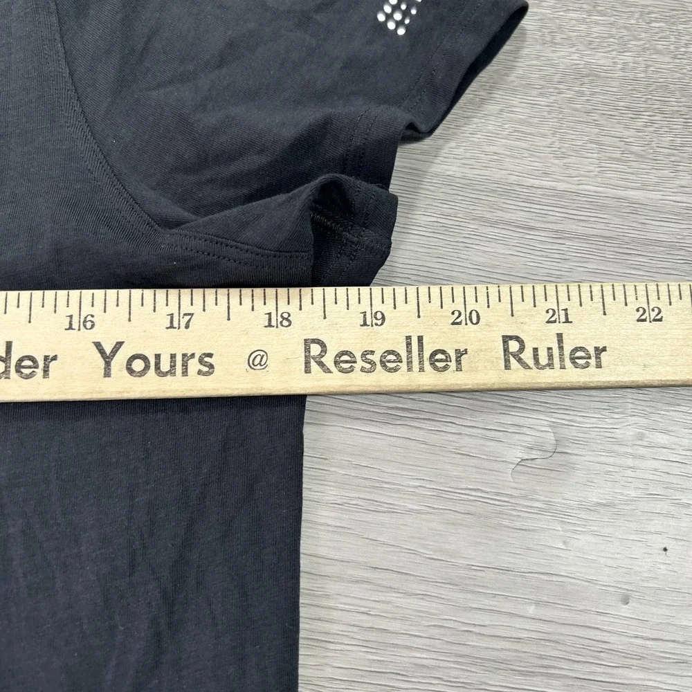 lululemon athletica measurements please