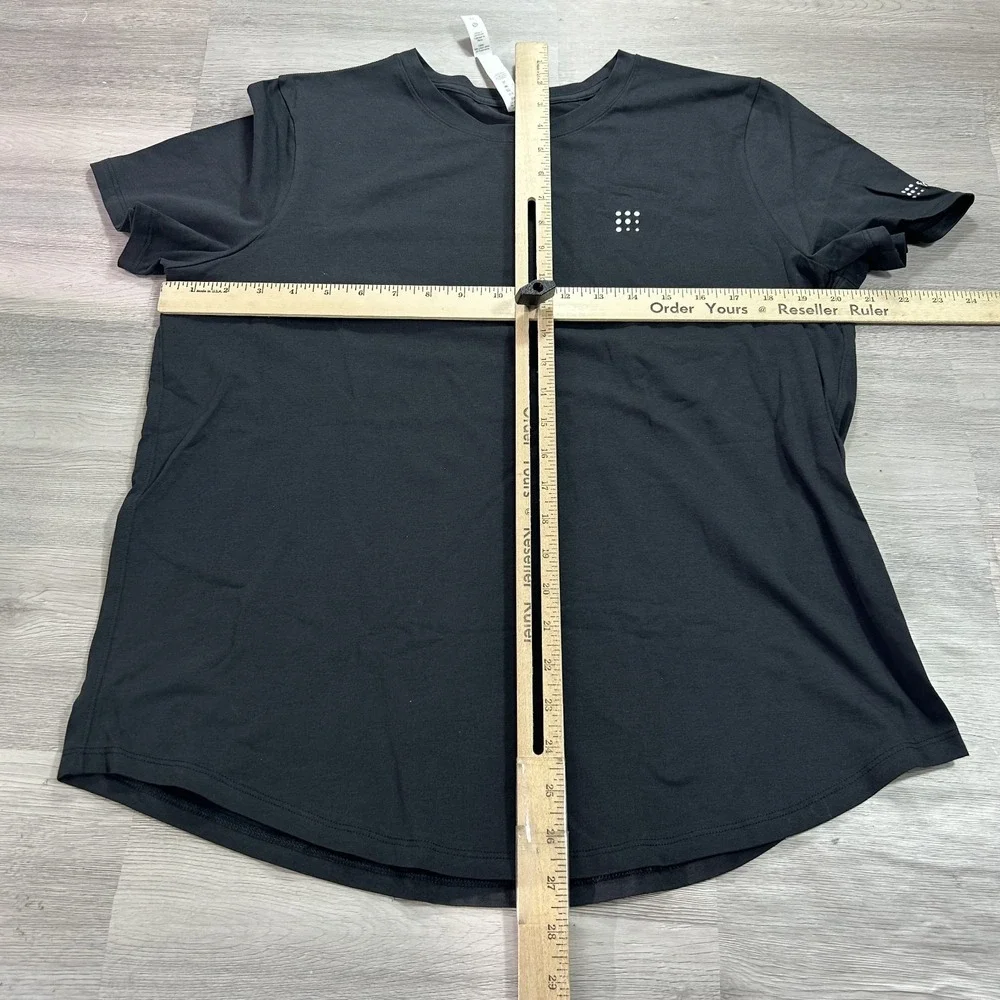 lululemon athletica measurements please