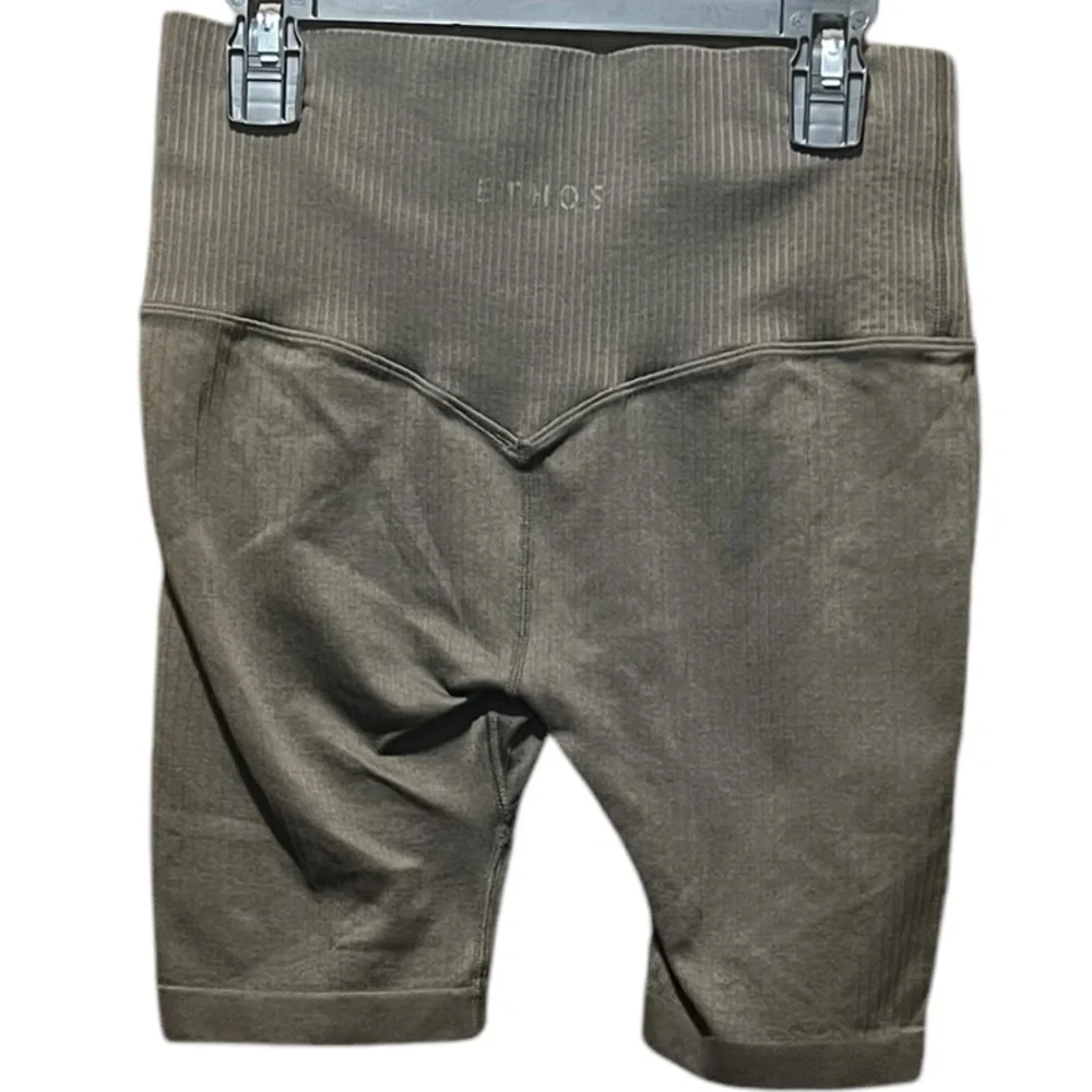 ETHOS brown ribbed