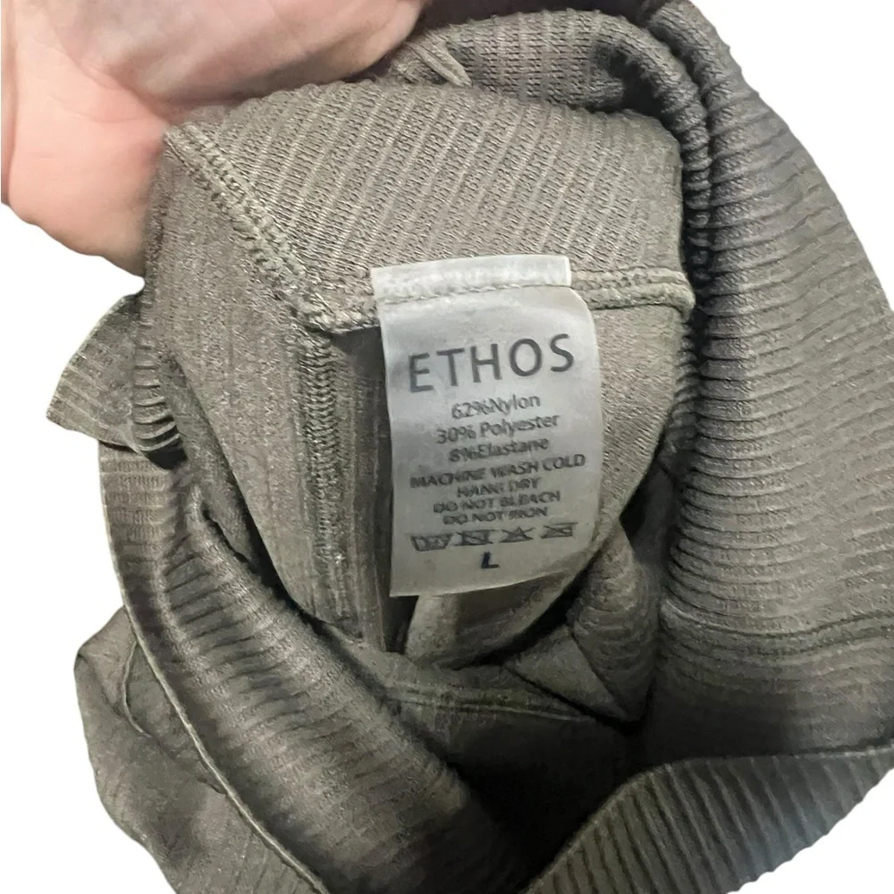 ETHOS brown ribbed