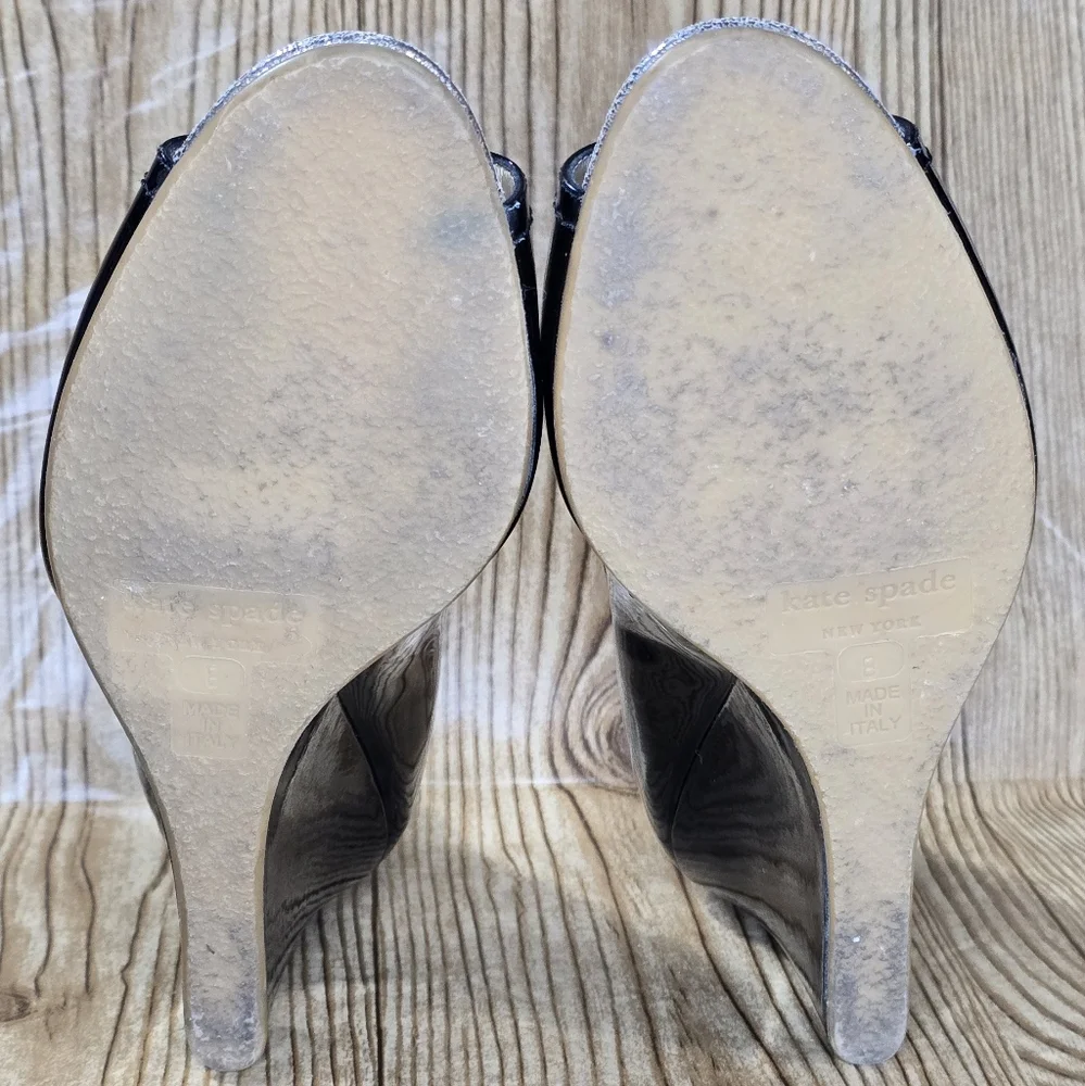 kate spade leather size