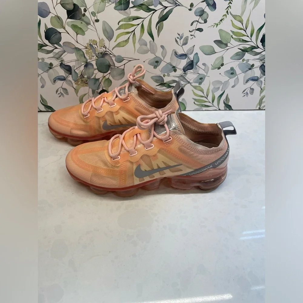Nike women air