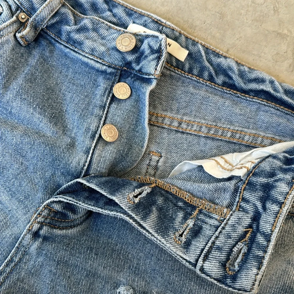 PacSun high rise