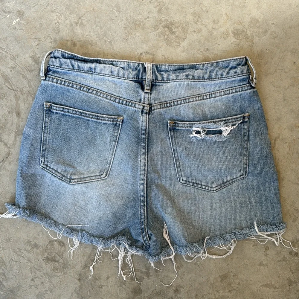 PacSun high rise