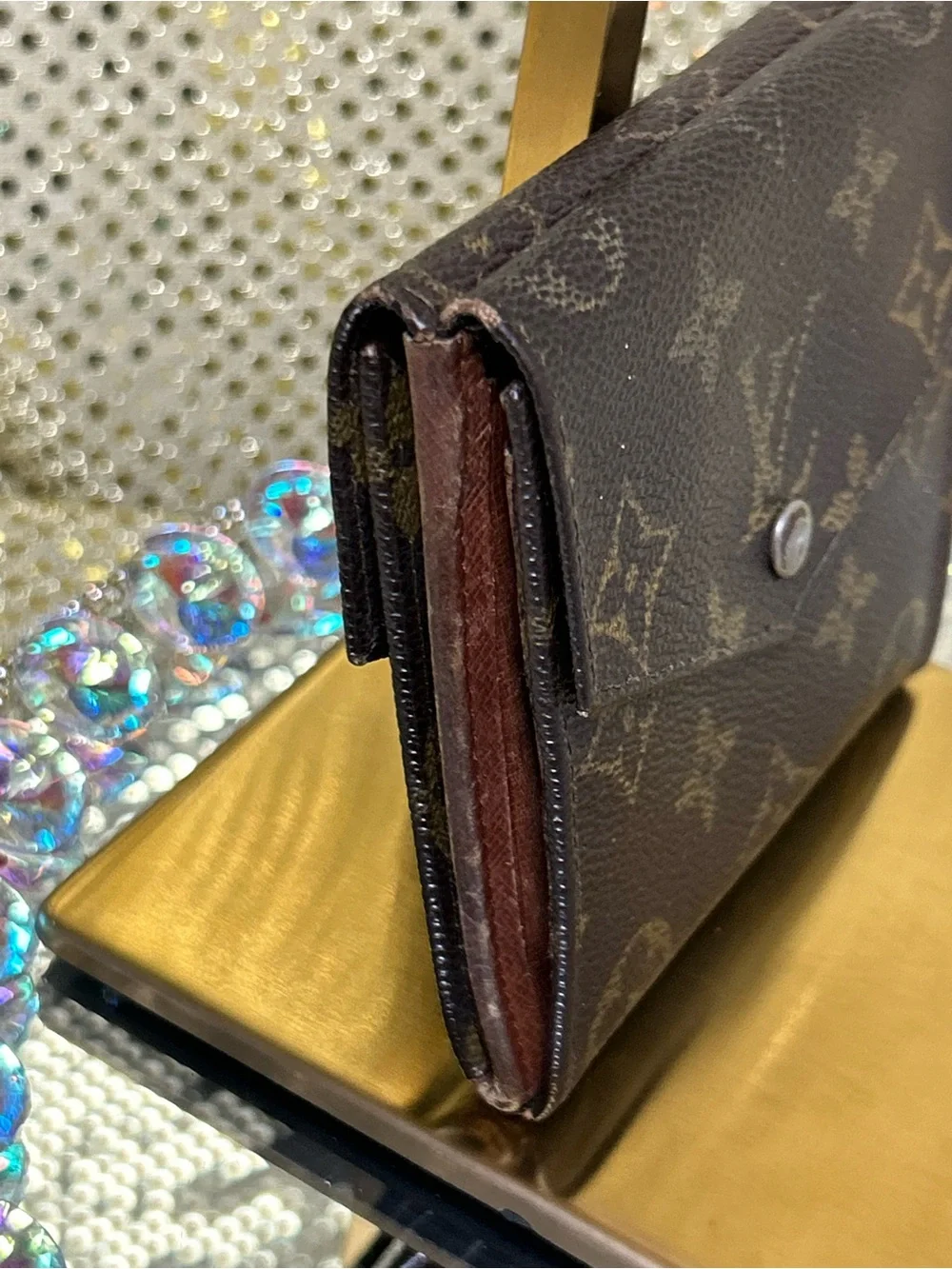 Louis Vuitton signature louis