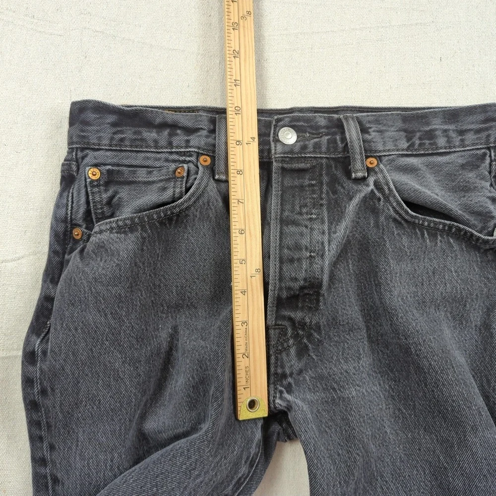 Levis tag says