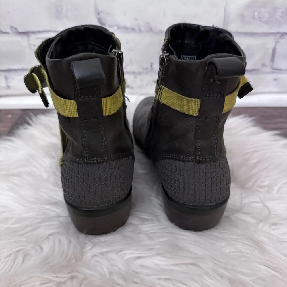 Keen‎ Morrison Mid Boot Comfort Gray Leather Booties Women’s 7 Sleek Durable