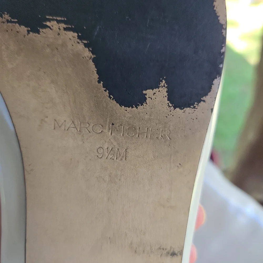 Marc Fisher women cream
