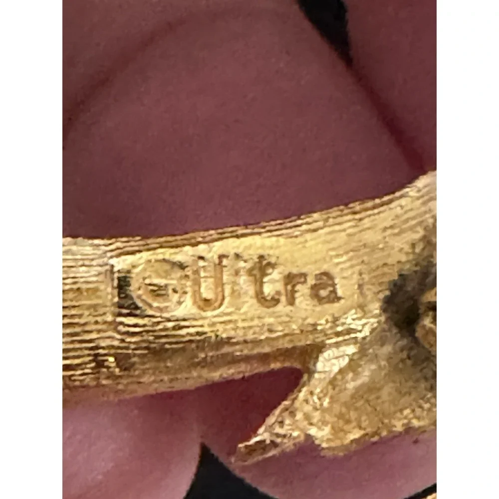 Ultra Club vintage signed