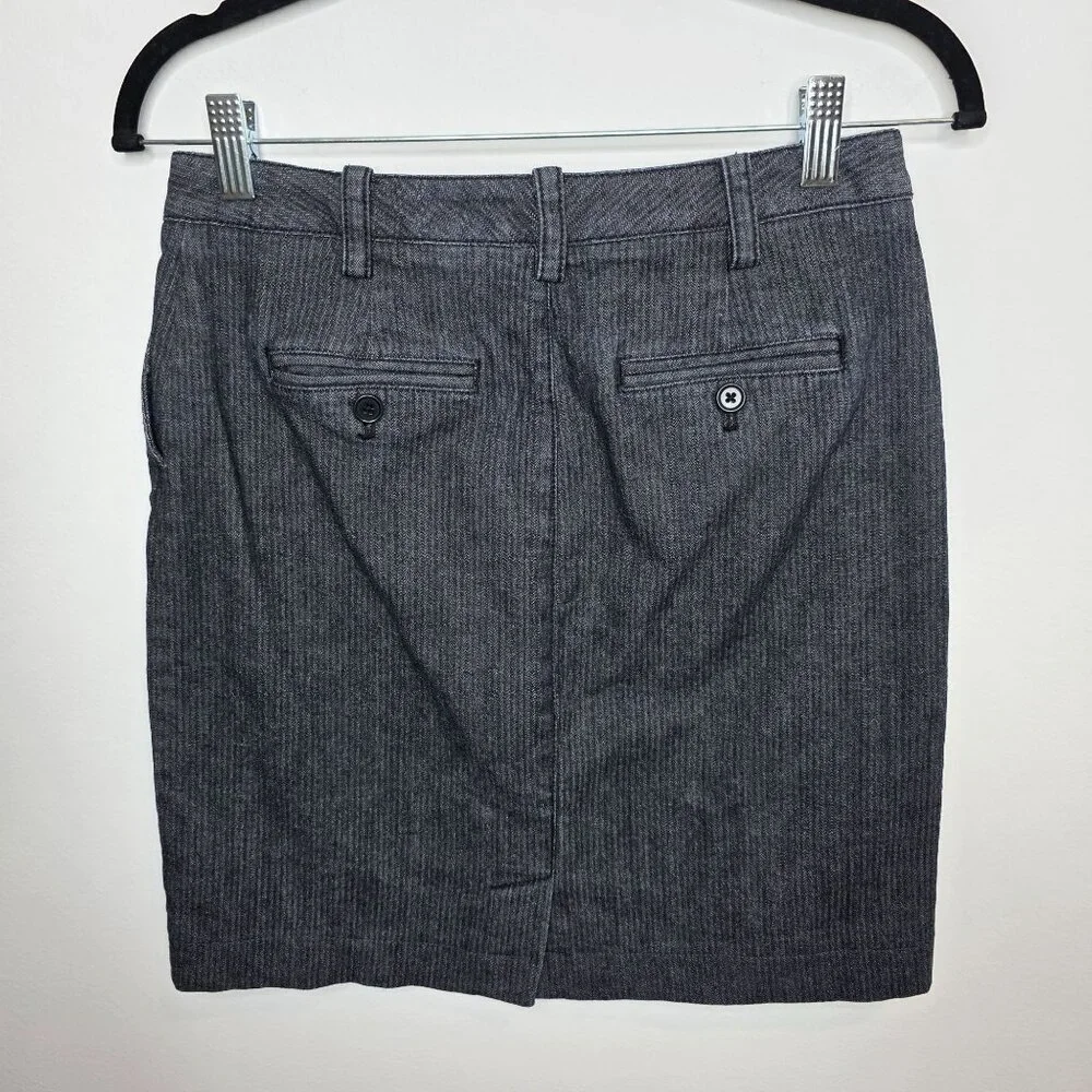 Talbots features zip