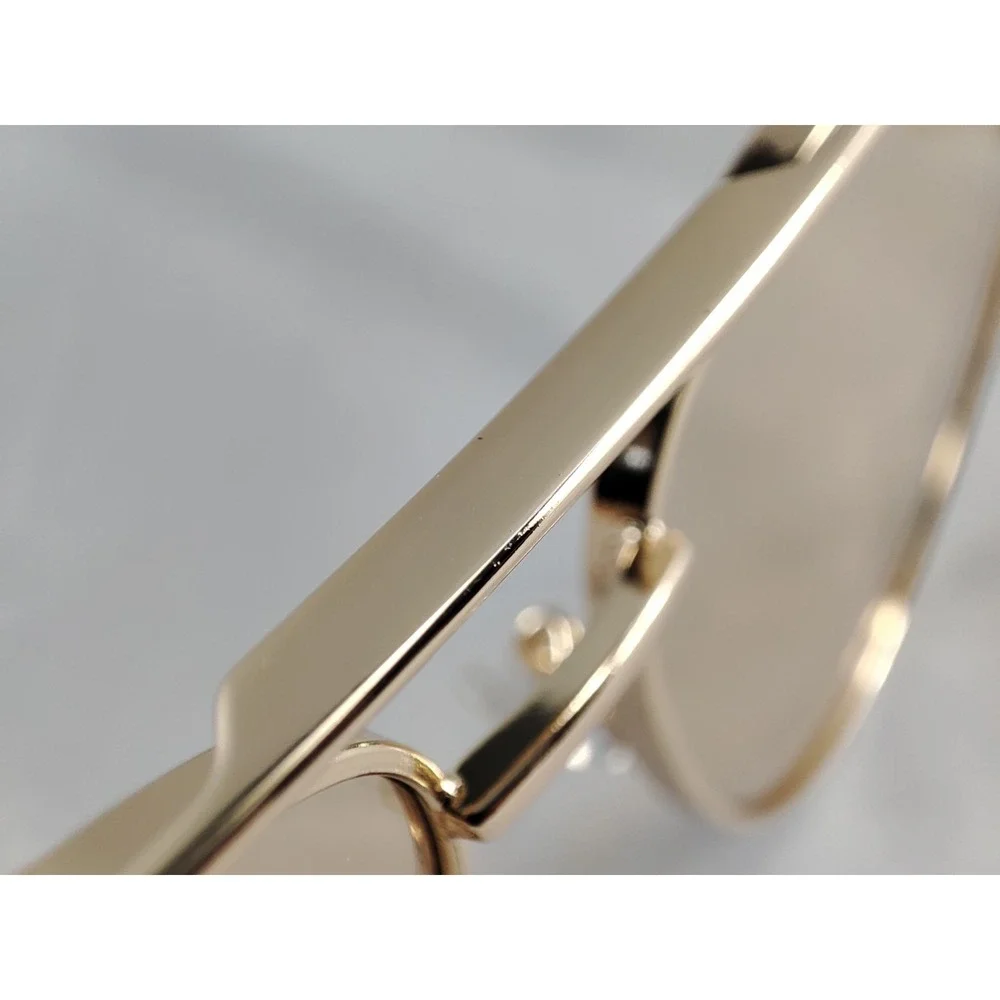 N/A gold aviator
