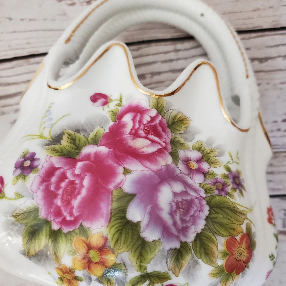 Vintage porcelain basket