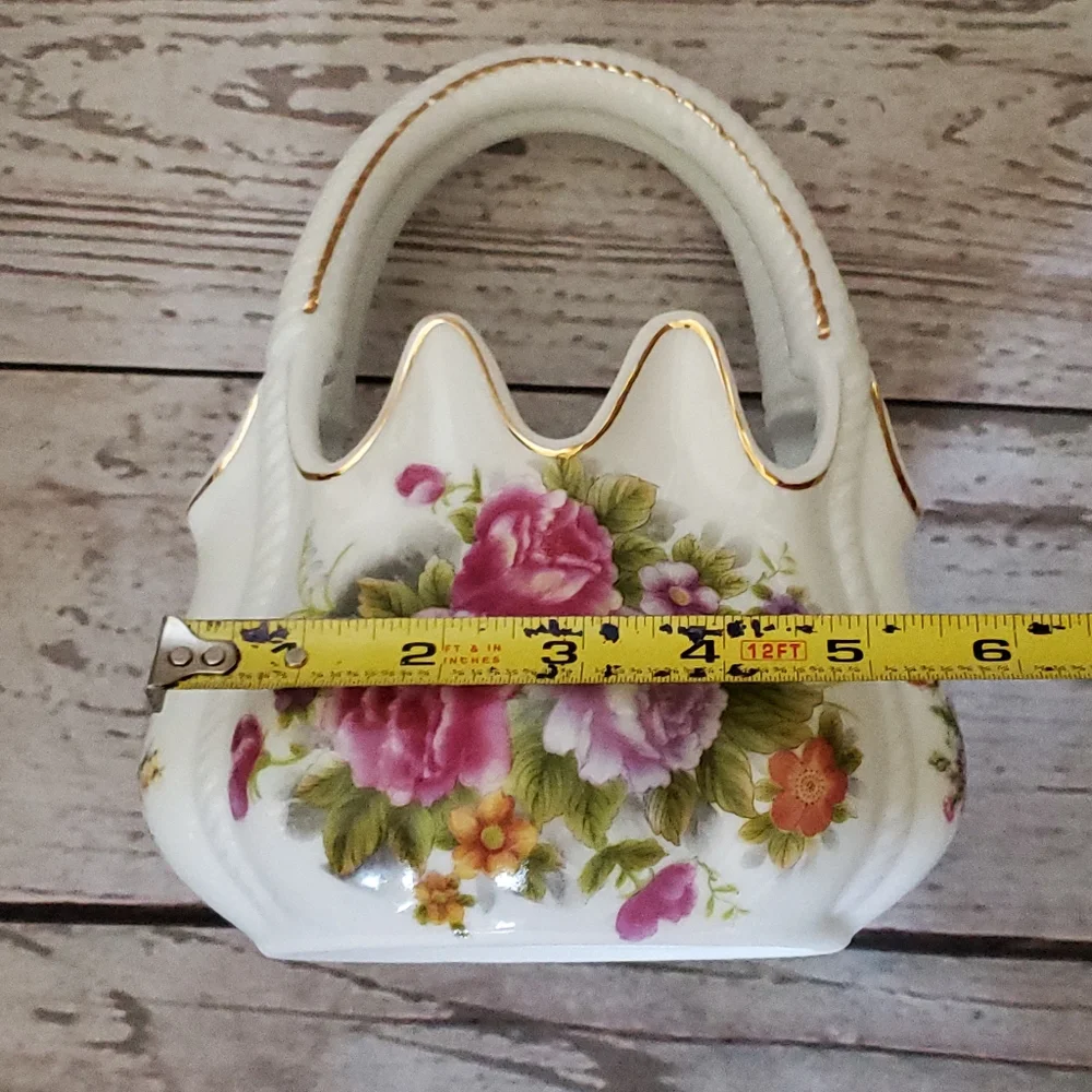 Vintage porcelain basket