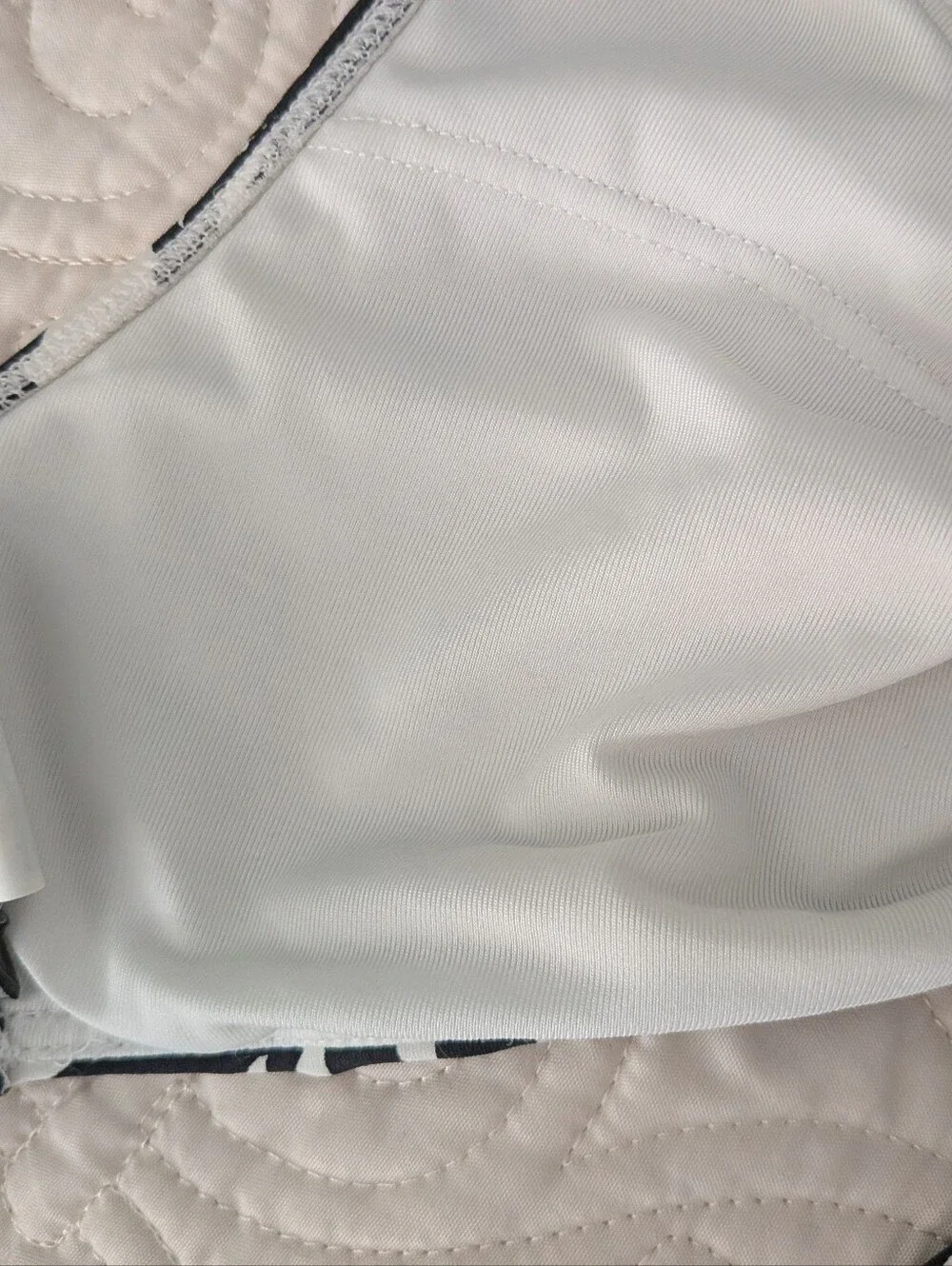 Carmen Marc Valvo make statement