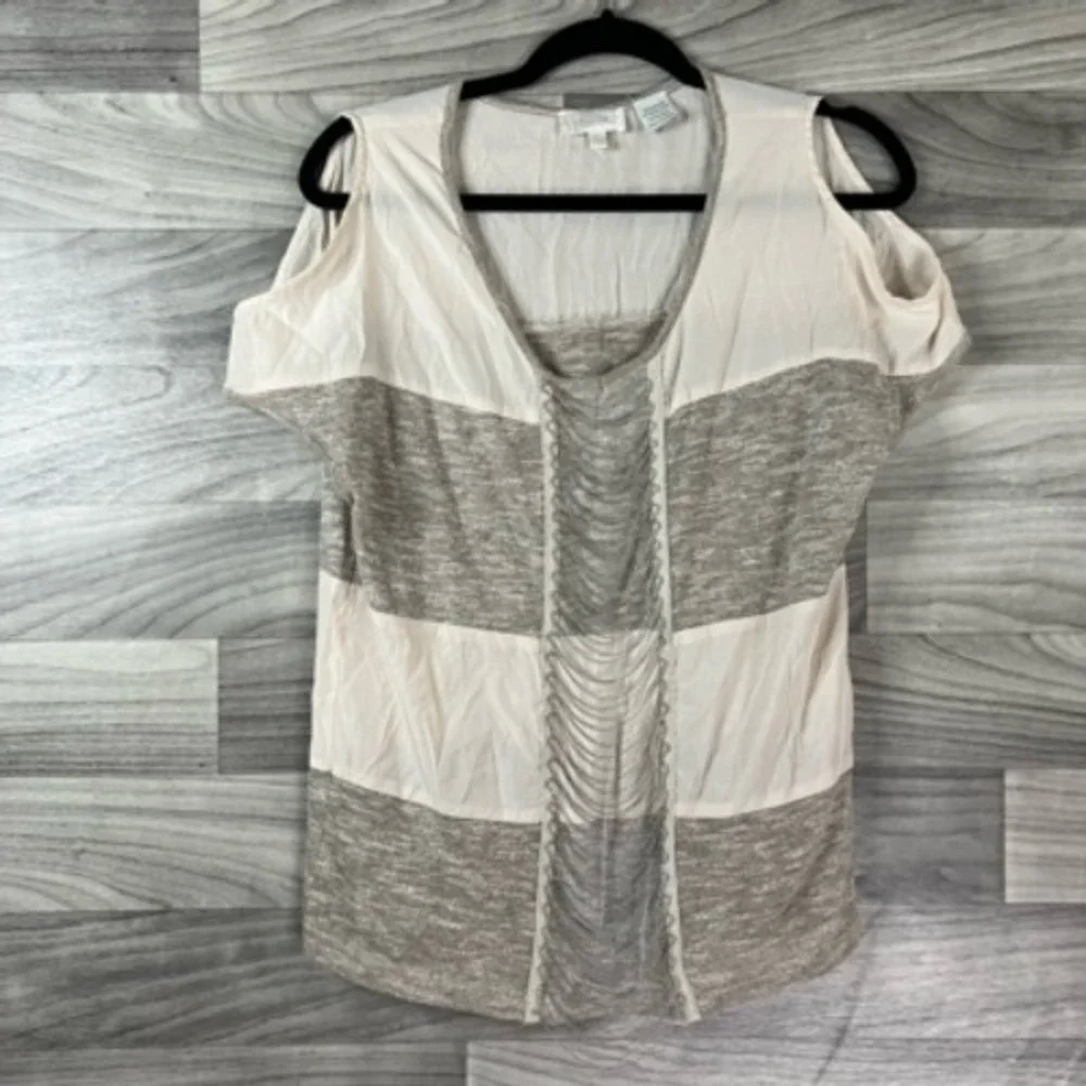 Miss Me Womens Blouse Gray Marled Stripe Scoop Neck Cold Shoulder Draped Chain M