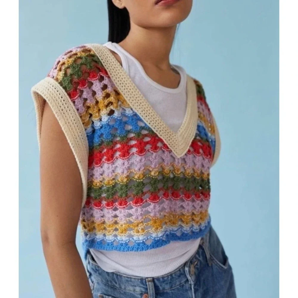 BDG Urban Outfitters Crochet Sweater Vest Multicolor Strip Cropped Womens  Small