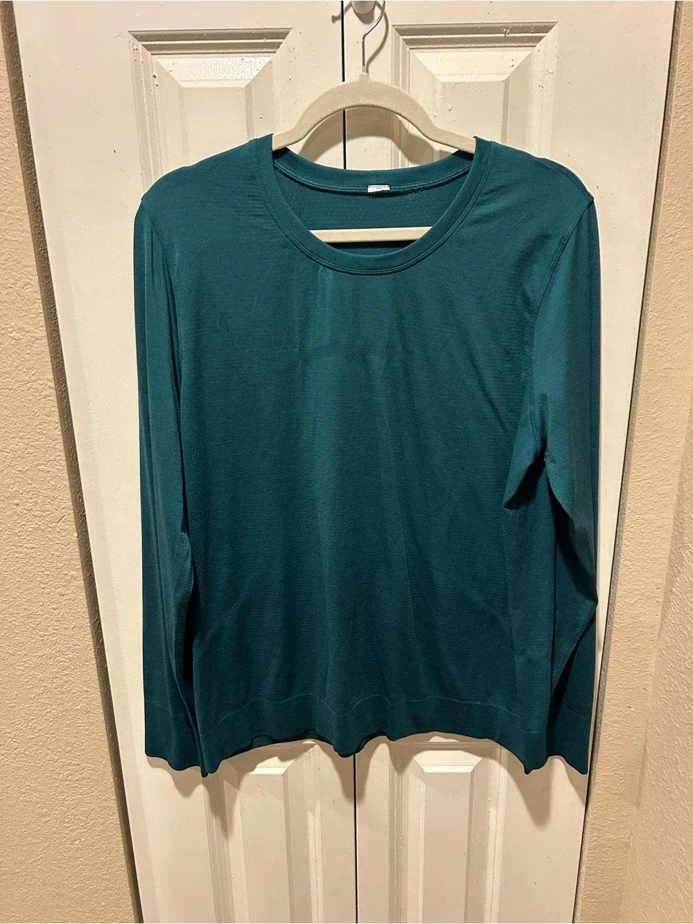 lululemon athletica lululemon swiftly