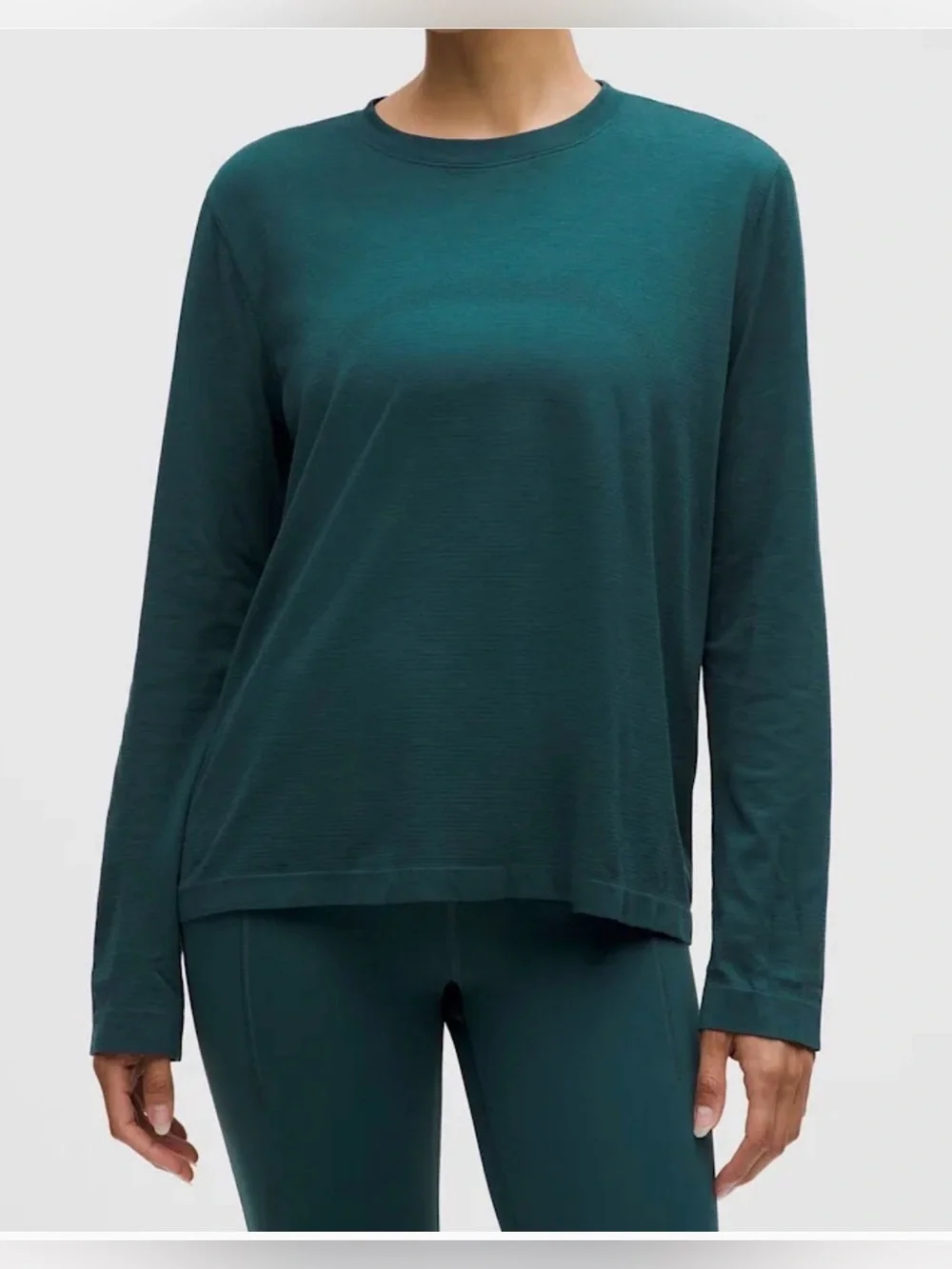 Lululemon Swiftly Relaxed Long Sleeve Shirt Hip Length, size 10