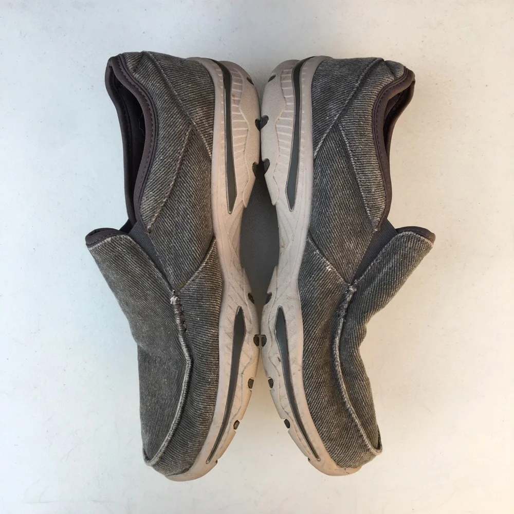 Skechers relaxed fit