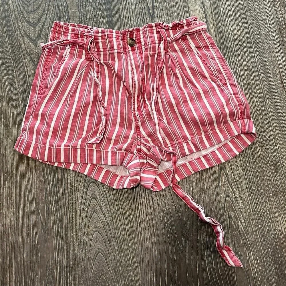 American Eagle Hi-Rise Linen Paperbag Shorts Striped Belted Red White Size 8