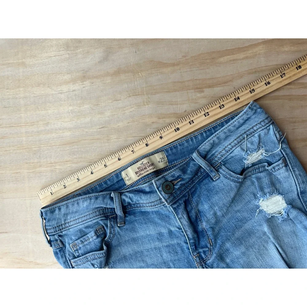 Hollister boyfriend shorts