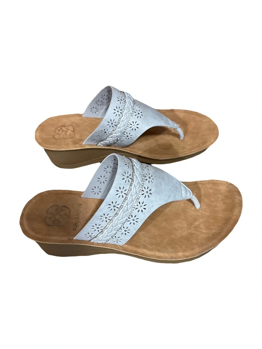 Daisy Fuentes sparkle comfortable