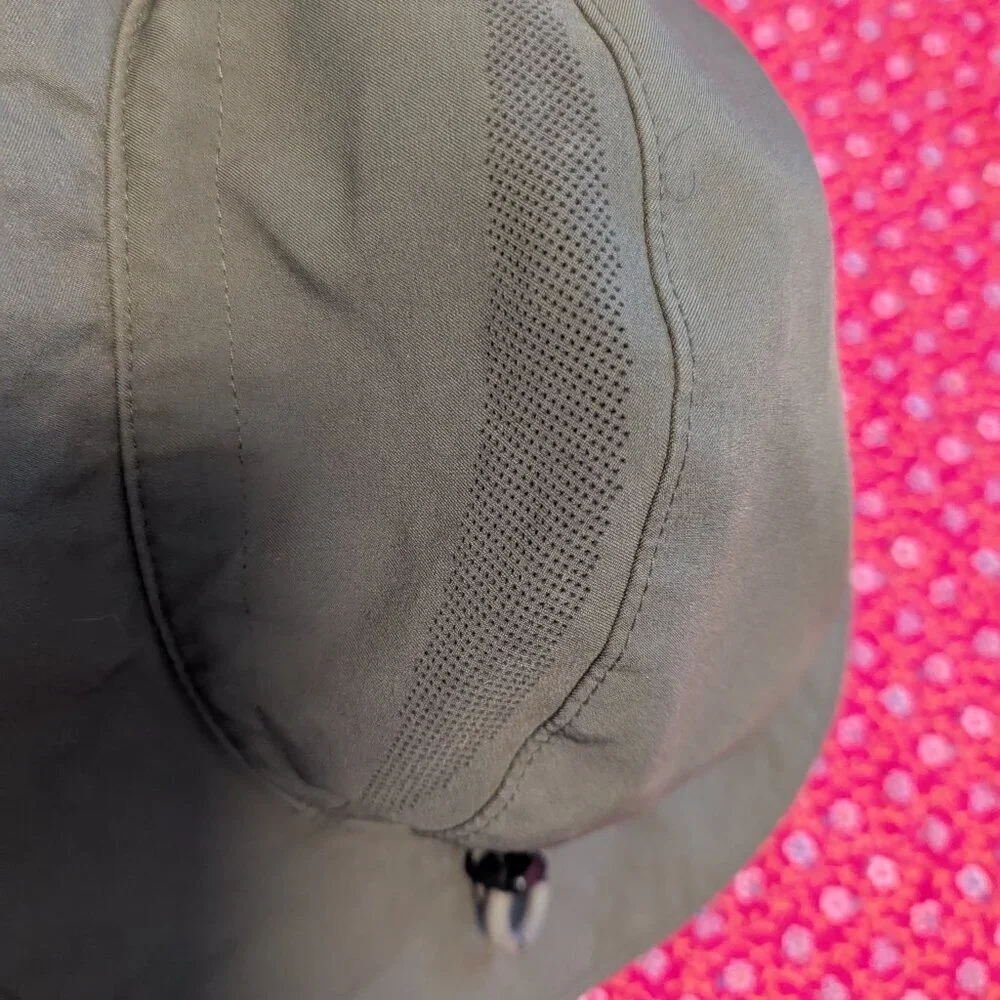 Columbia hat omni