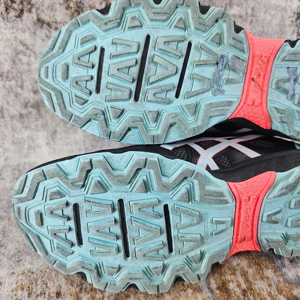 Asics good gently