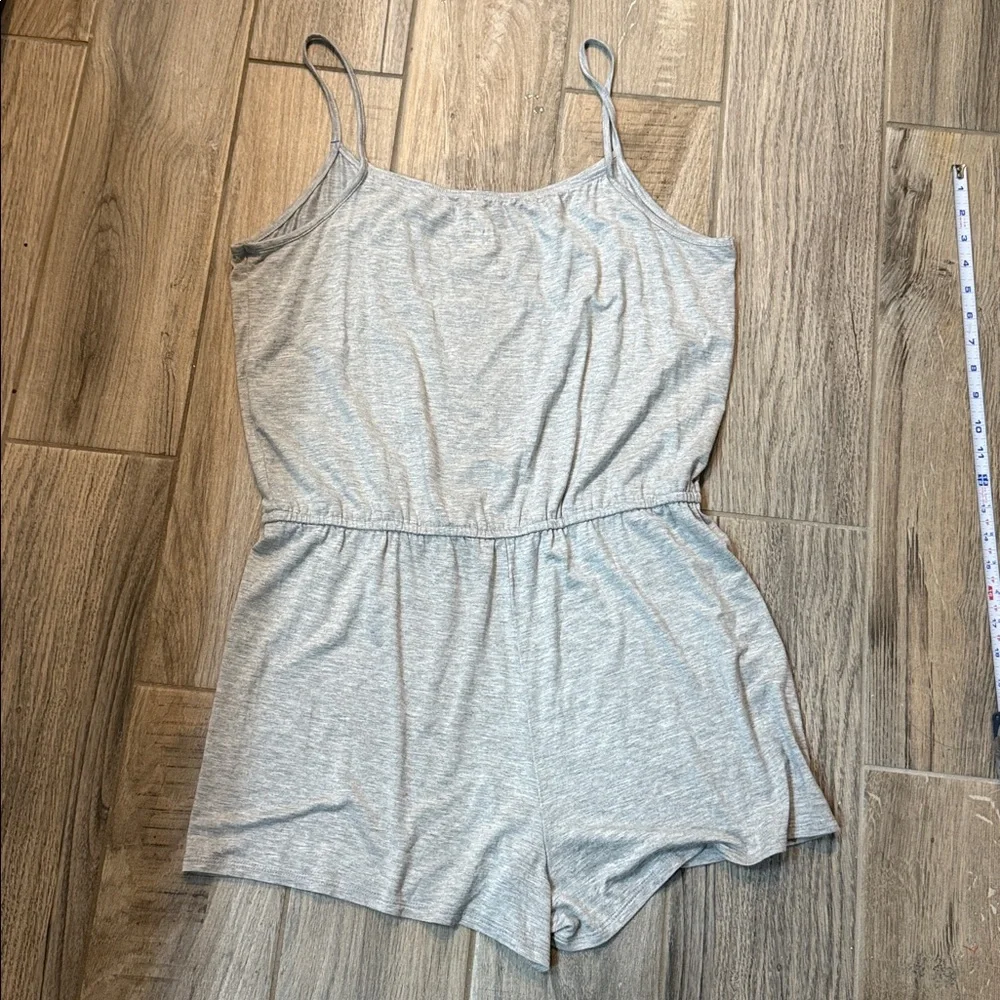 Juicy Couture cozy gray