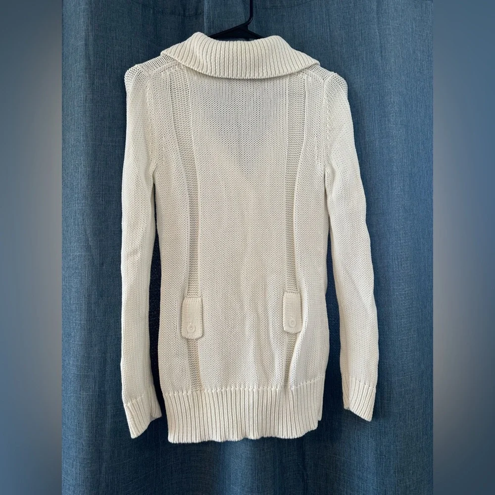 Banana Republic stay cozy