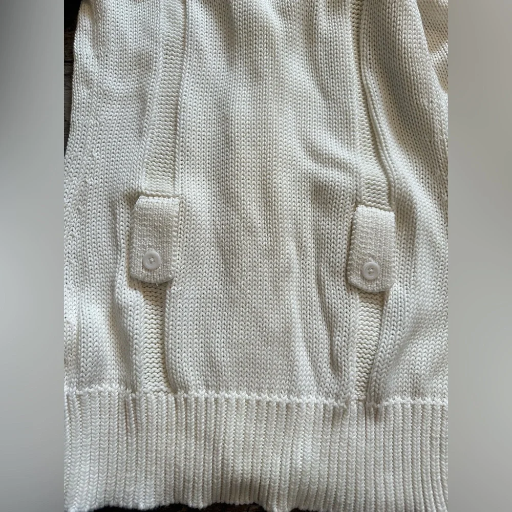 Banana Republic stay cozy