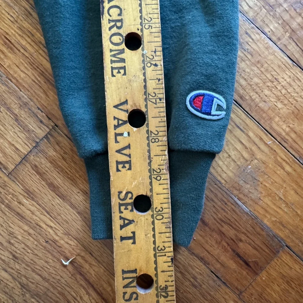 Champion patch sleeve long