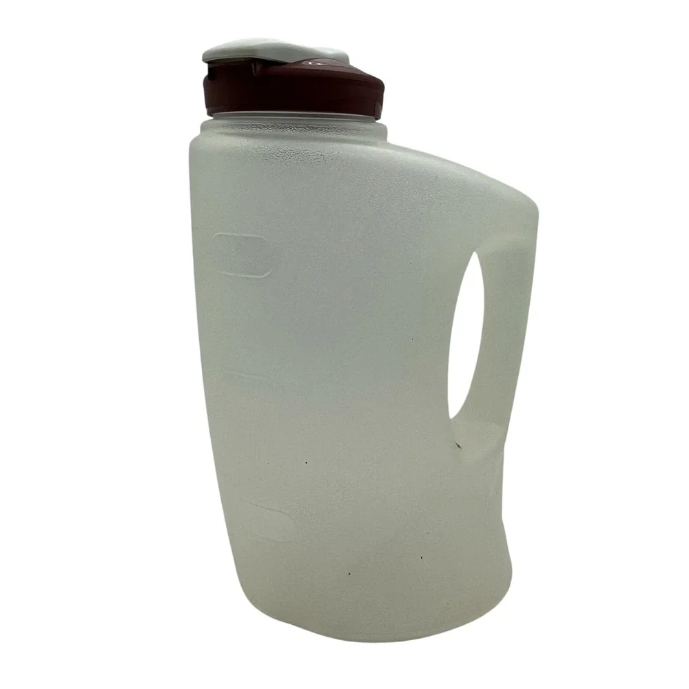 Vintage Rubbermaid 1 Gallon Water Pitcher Frosted Plastic Maroon‎ Flip Top Lid