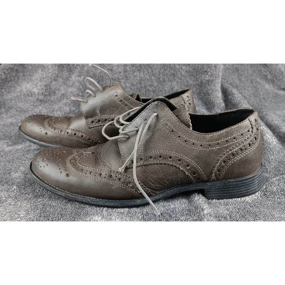 Steve Madden stylish pair