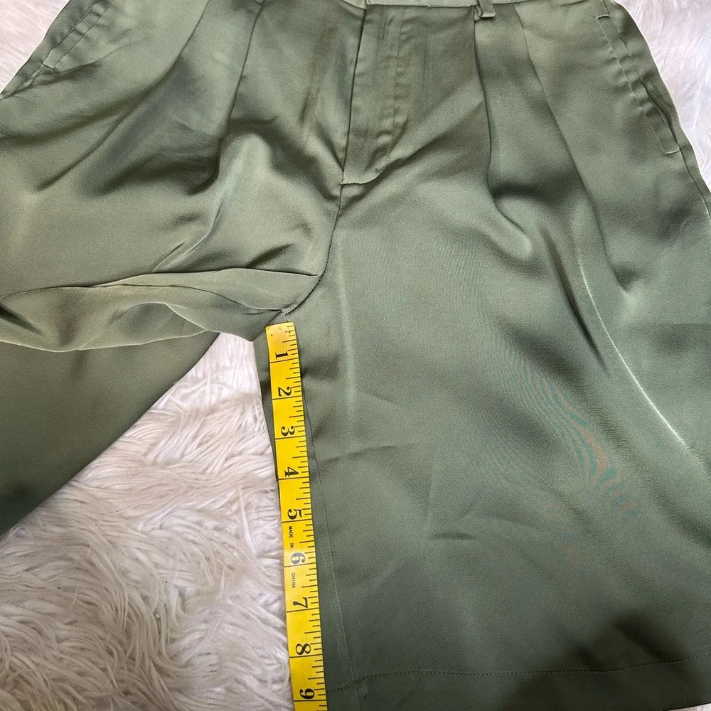 bishop + young chic olive