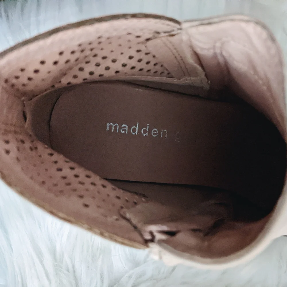 Madden Girl madden girl