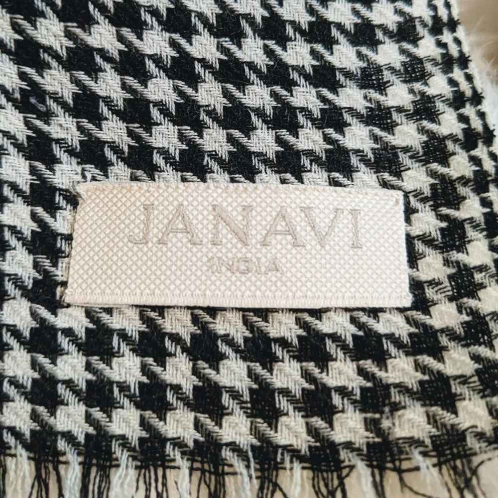 Janavi gorgeous javani